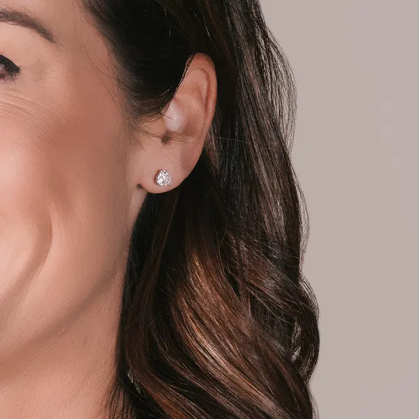 Signature Double Prong Stud