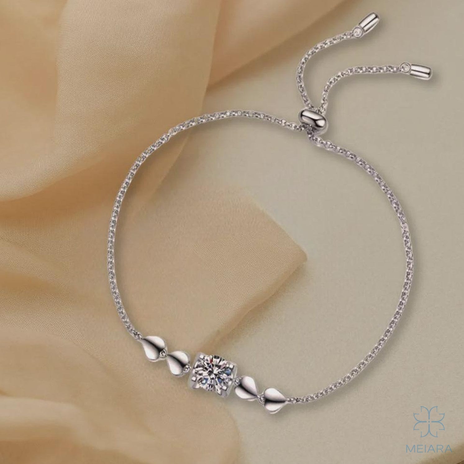 Eve Elegant Bracelet