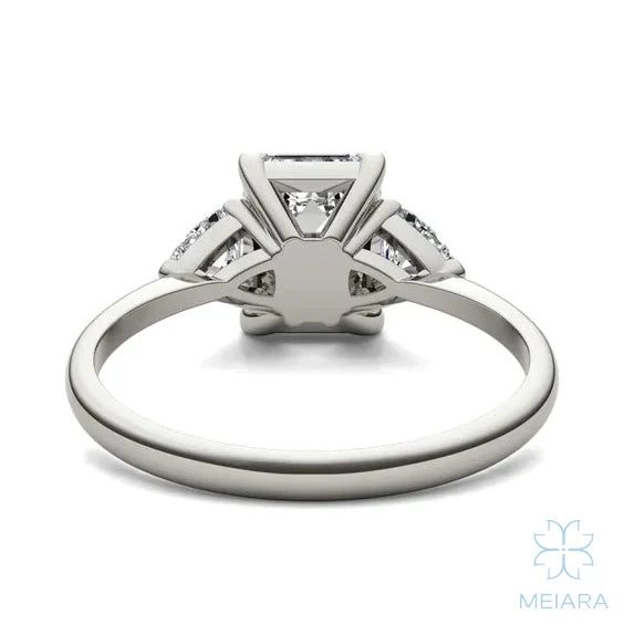 Eve Emerald Claw Prong Three-Stone Ring