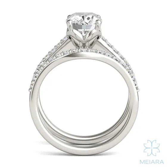 Eve Elongated Cushion Side-Stone Bridal Set