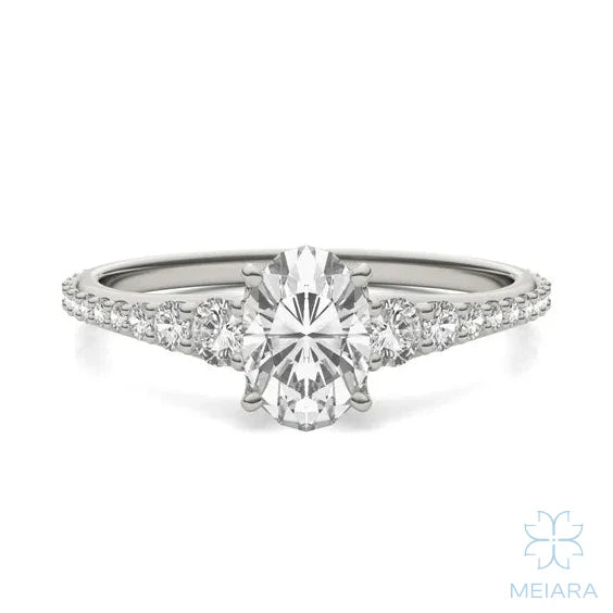 Eve Oval Graduated Side-Stone Engagement Ring