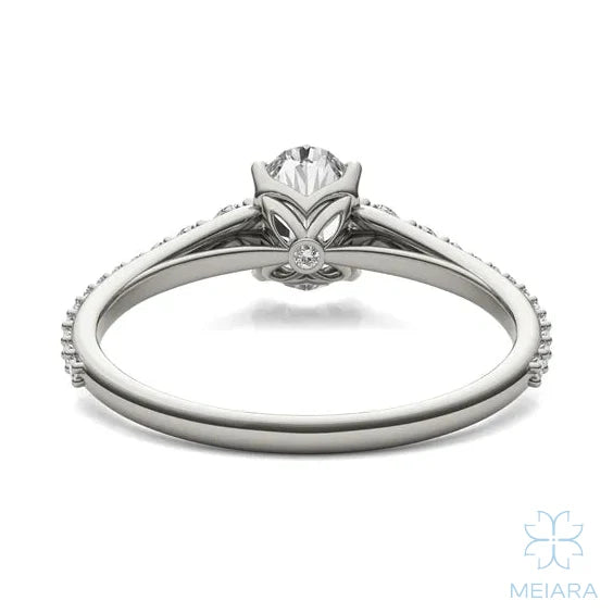 Eve Oval Graduated Side-Stone Engagement Ring