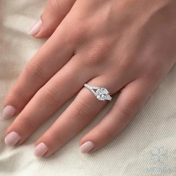 Eve Round Brilliant Duo Engagement Ring