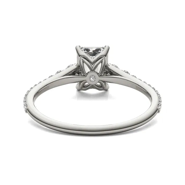 Emerald Signature Graduated Side-Stone Engagement Ring