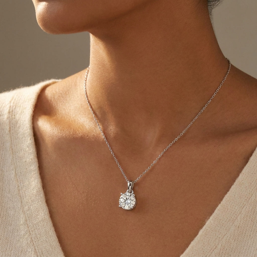 Meiara AI Lifestyle — Eve Round Cut Solitaire Four Prongs Pendant