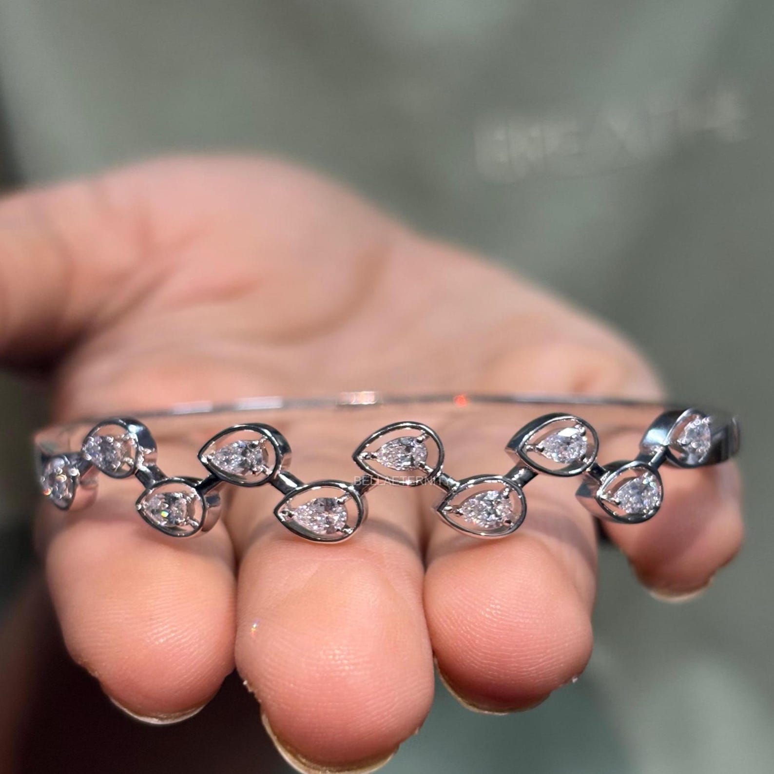 Pear Shape Moissanite Diamond Bracelet, Teardrop Cluster Design in 14K White Gold Elegant Jewellery for Women, Gift for Special Occasions