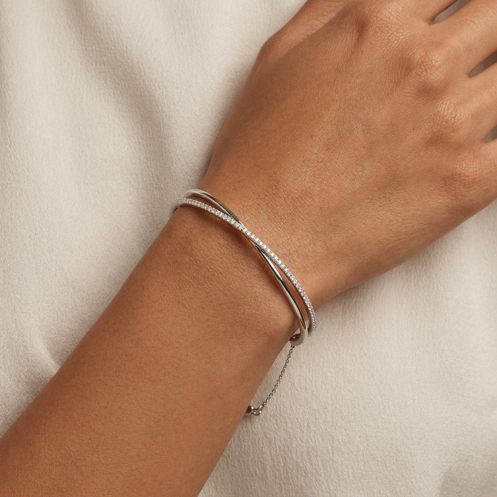 Meiara AI Lifestyle — Onyx Crossover Bypass Bangle