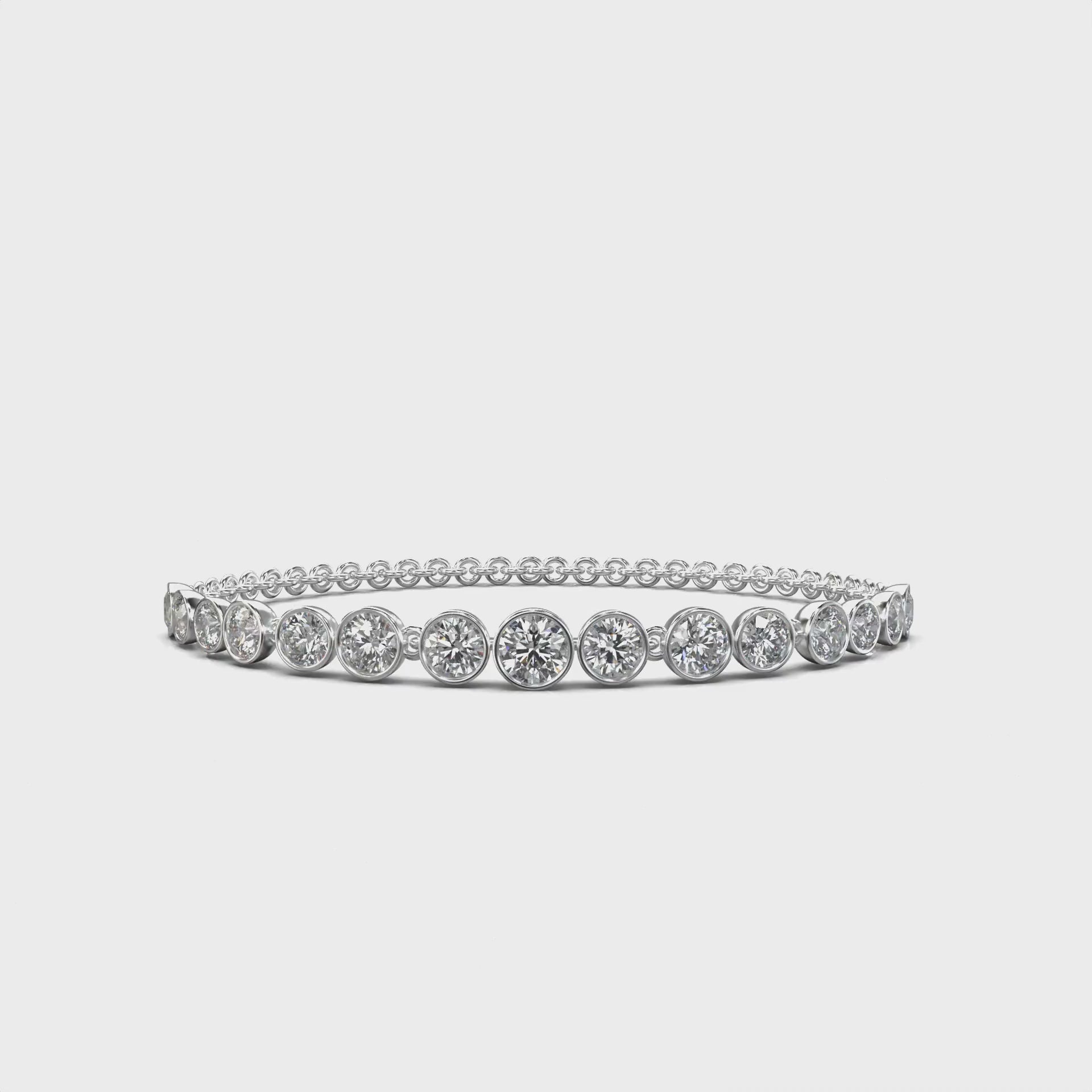 Eve Graduated Bezel Bangle — 360 view
